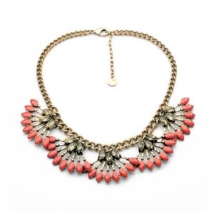 Stella & Dot Coral Cay Necklace